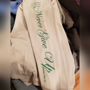 Cowgirl Tuff "Never Give Up" Athletic Long Sleeve Top.Ladies Size M